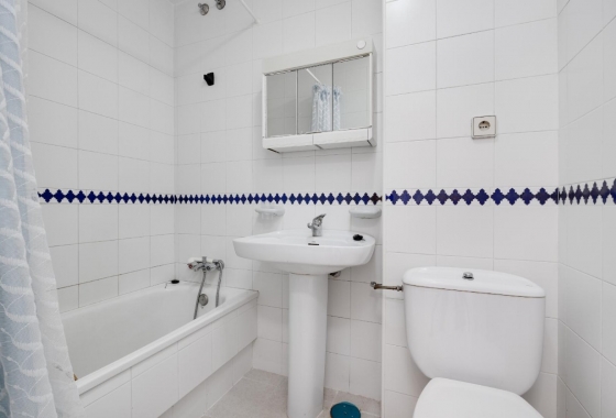 Resale - Bungalow - Torrevieja - playa de los naufragos