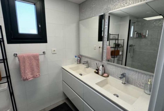 Resale - Apartment / flat - Campoamor