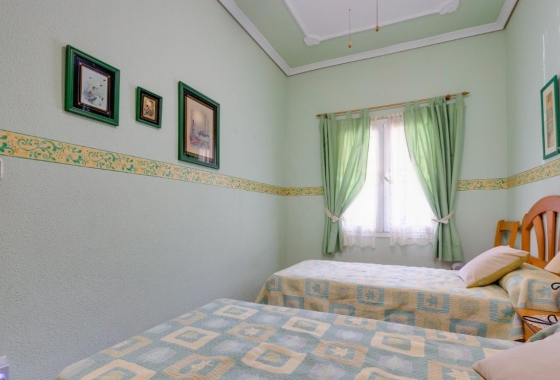 Resale - Bungalow - Torrevieja - Acequion