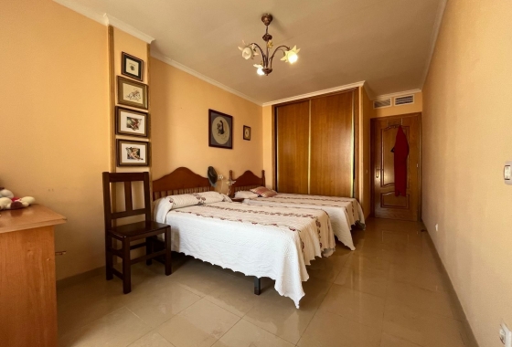 Resale - Apartment / flat - Torrevieja - Playa del Cura