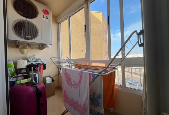 Resale - Apartment / flat - Torrevieja - Playa del Cura
