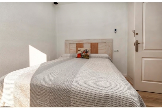 Resale - Apartment / flat - Santa Pola