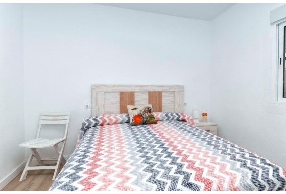 Resale - Apartment / flat - Santa Pola