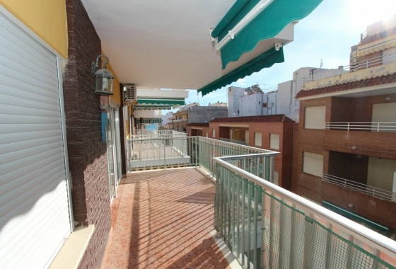 Resale - Apartment / flat - Guardamar del Segura - Urbanizaciones