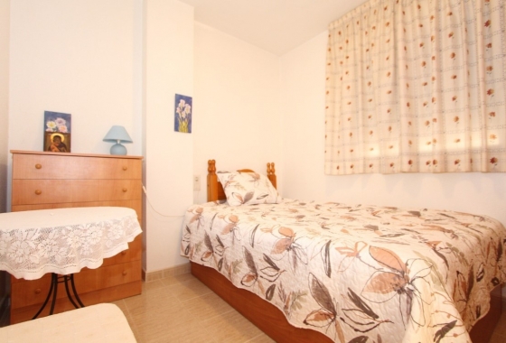 Resale - Apartment / flat - Guardamar del Segura - Urbanizaciones