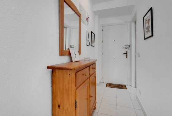 Resale - Apartment / flat - Torrevieja - El Acequión - Los Náufragos