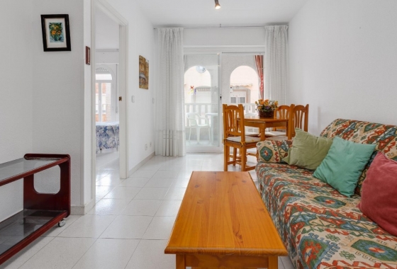 Resale - Apartment / flat - Torrevieja - El Acequión - Los Náufragos