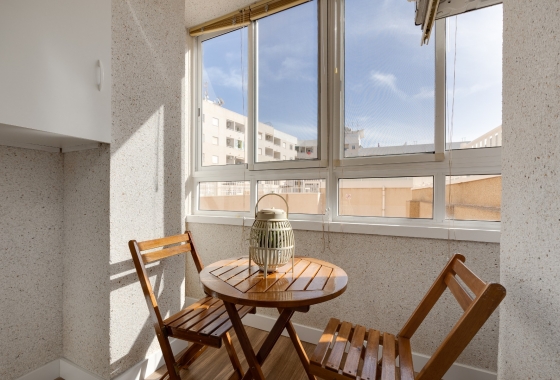 Resale - Apartment / flat - Torrevieja - City Center