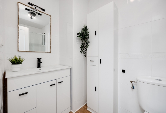 Resale - Apartment / flat - Torrevieja - City Center