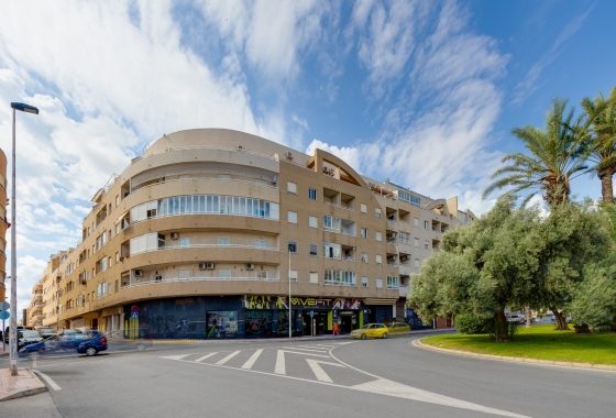Resale - Apartment / flat - Torrevieja - City Center