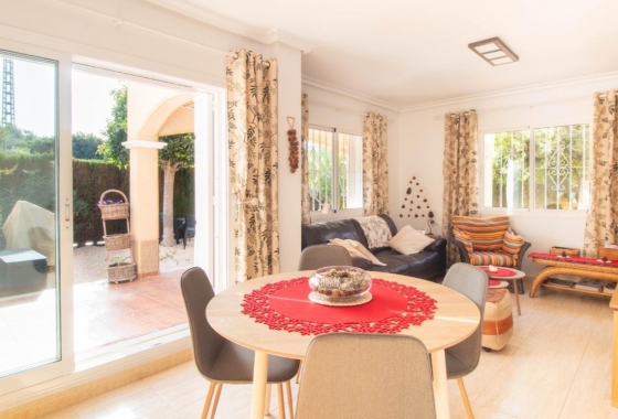 Resale - House - Pilar de la Horadada