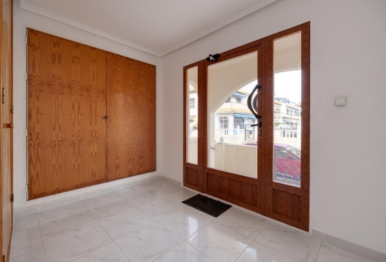 Resale - Apartment / flat - Torrevieja - LA MATA