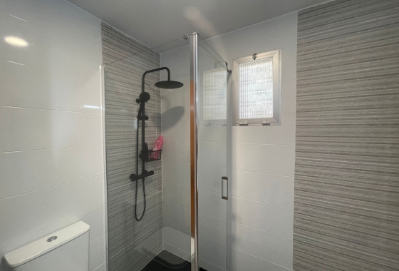 Resale - Apartment / flat - Torrevieja - Nueva Torrevieja - Aguas Nuevas