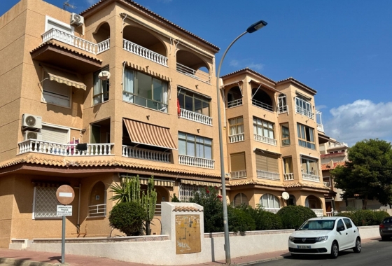 Resale - Apartment / flat - Torrevieja - Torreblanca