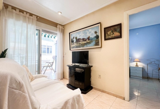 Resale - Apartment / flat - Santa Pola - Puerto