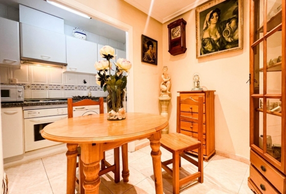 Resale - Apartment / flat - Santa Pola - Puerto