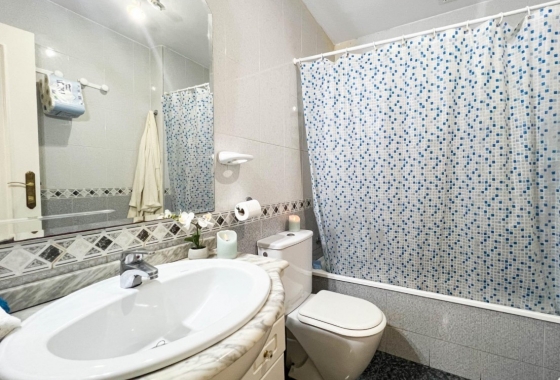 Resale - Apartment / flat - Santa Pola - Puerto