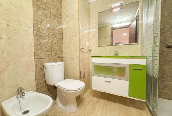 Resale - Apartment / flat - Santa Pola - Puerto