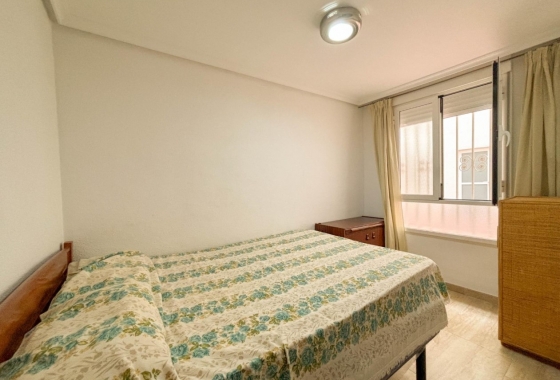 Resale - Apartment / flat - Santa Pola - Puerto