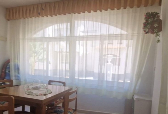 Resale - Apartment / flat - Torrevieja - LA MATA