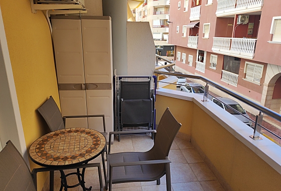 Resale - Apartment / flat - Torrevieja - Playa del Cura