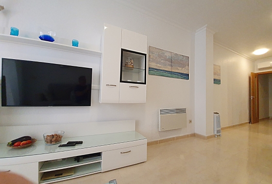 Resale - Apartment / flat - Torrevieja - Playa del Cura