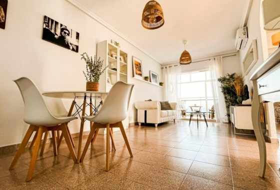 Resale - Apartment / flat - Santa Pola - Playa del Este