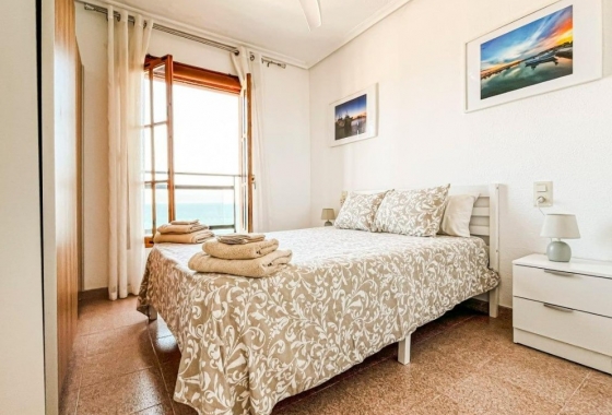 Resale - Apartment / flat - Santa Pola - Playa del Este