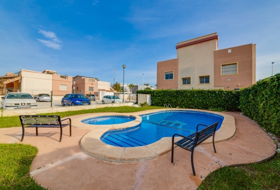 Resale - House - Torrevieja - Nueva Torrevieja - Aguas Nuevas