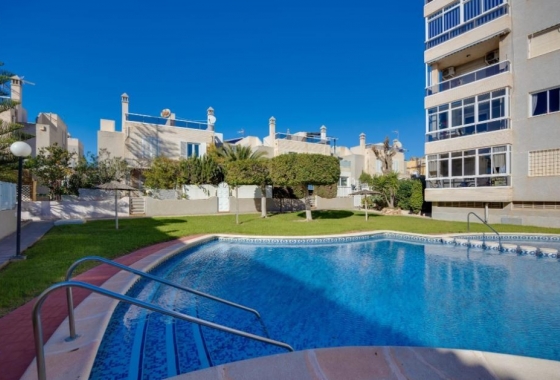 Resale - town house - Torrevieja - Torreblanca