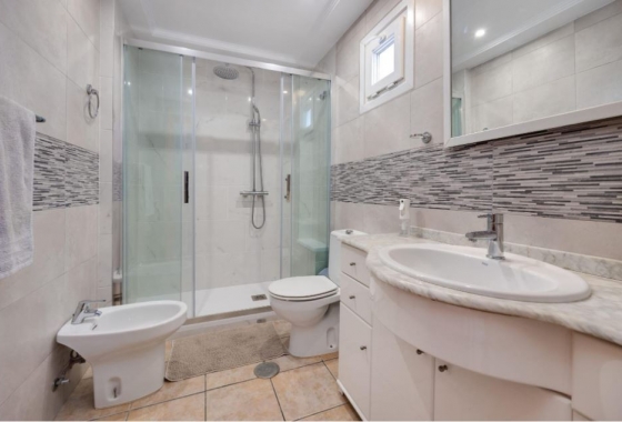 Resale - town house - Torrevieja - Torreblanca