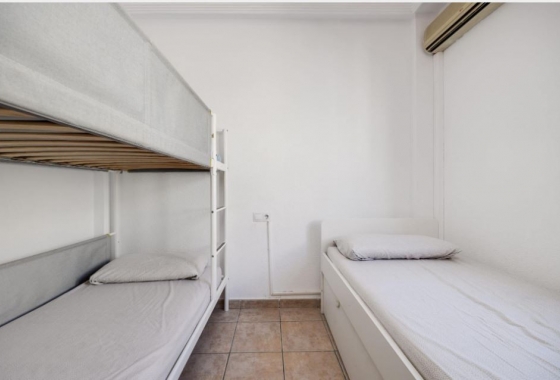 Resale - town house - Torrevieja - Torreblanca