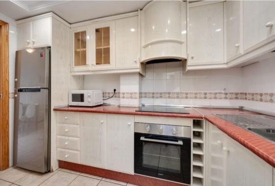 Resale - town house - Torrevieja - Torreblanca