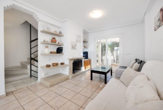 Resale - town house - Torrevieja - Torreblanca