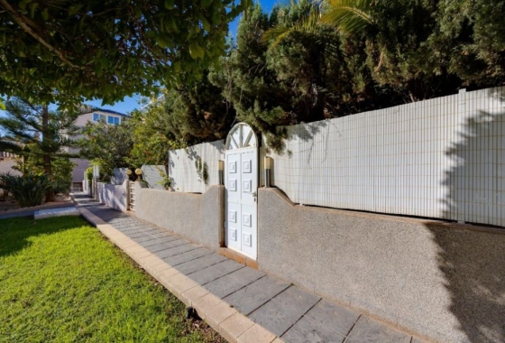 Resale - town house - Torrevieja - Torreblanca