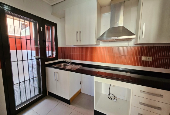 Resale - Villa - Torrevieja - Nueva Torrevieja - Aguas Nuevas