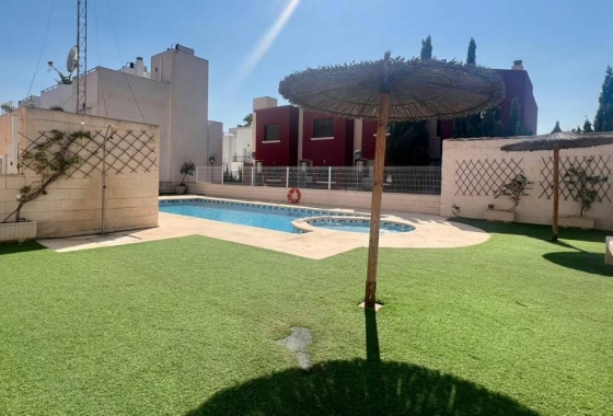 Resale - Villa - Torrevieja - Nueva Torrevieja - Aguas Nuevas