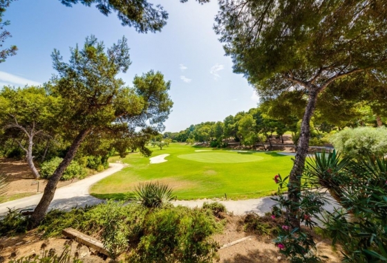 Resale - Townhouse - Villamartin