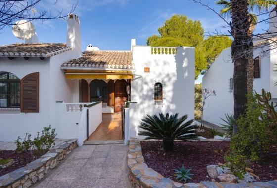 Resale - Townhouse - Villamartin