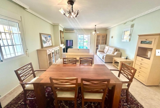 Resale - Villa - Orihuela Costa - Cabo roig - La Zenia