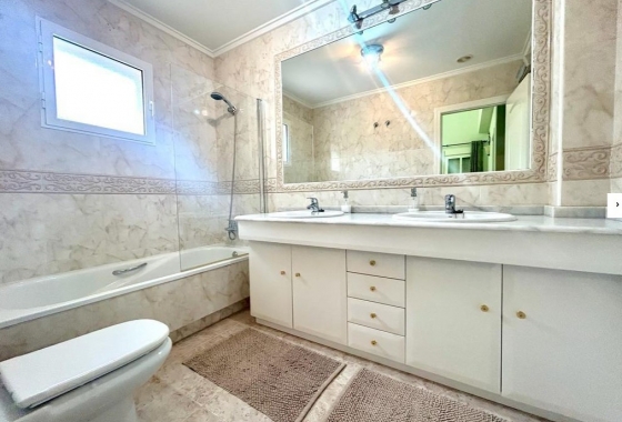 Resale - Villa - Orihuela Costa - Cabo roig - La Zenia