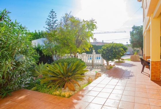 Resale - Villa - Torrevieja - LA MATA