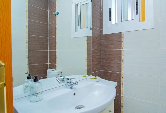 Resale - Villa - Torrevieja - LA MATA