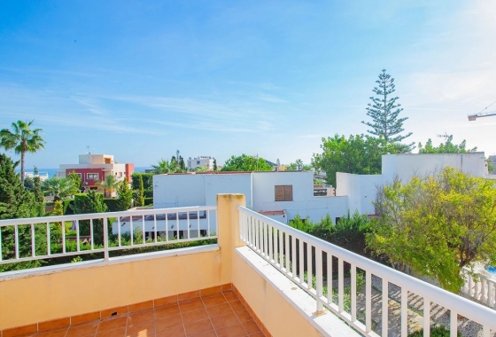Resale - Villa - Torrevieja - LA MATA