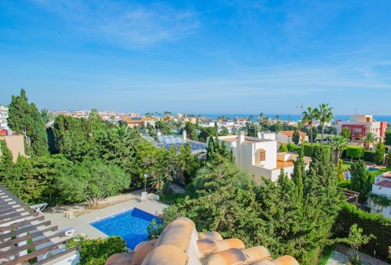 Resale - Villa - Torrevieja - LA MATA