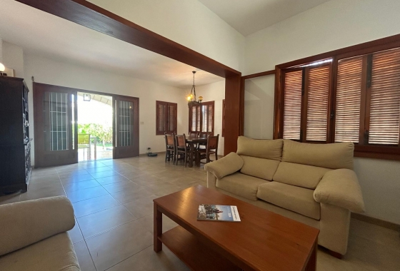 Resale - Villa - Orihuela Costa - Dehesa de campoamor