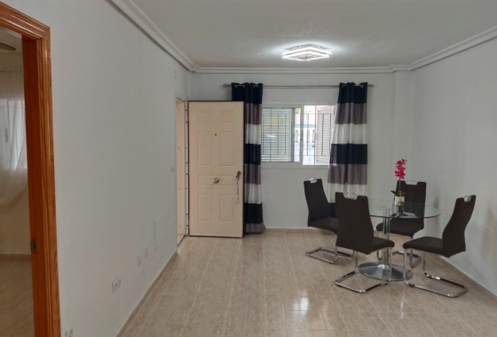 Resale - Bungalow - Orihuela Costa - La Zenia