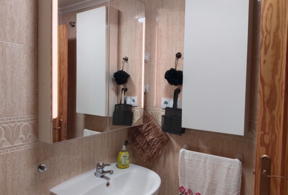 Resale - Bungalow - Orihuela Costa - La Zenia