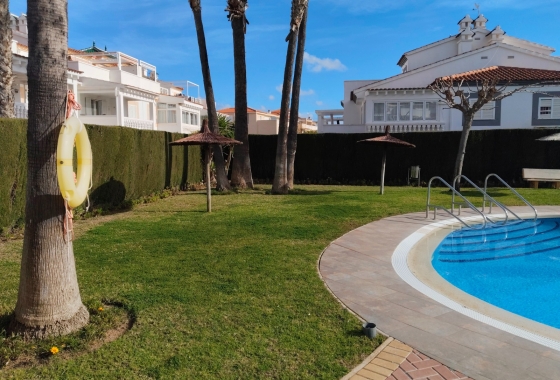 Resale - Bungalow - Orihuela Costa - La Zenia