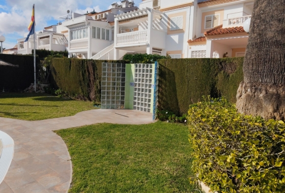 Resale - Bungalow - Orihuela Costa - La Zenia
